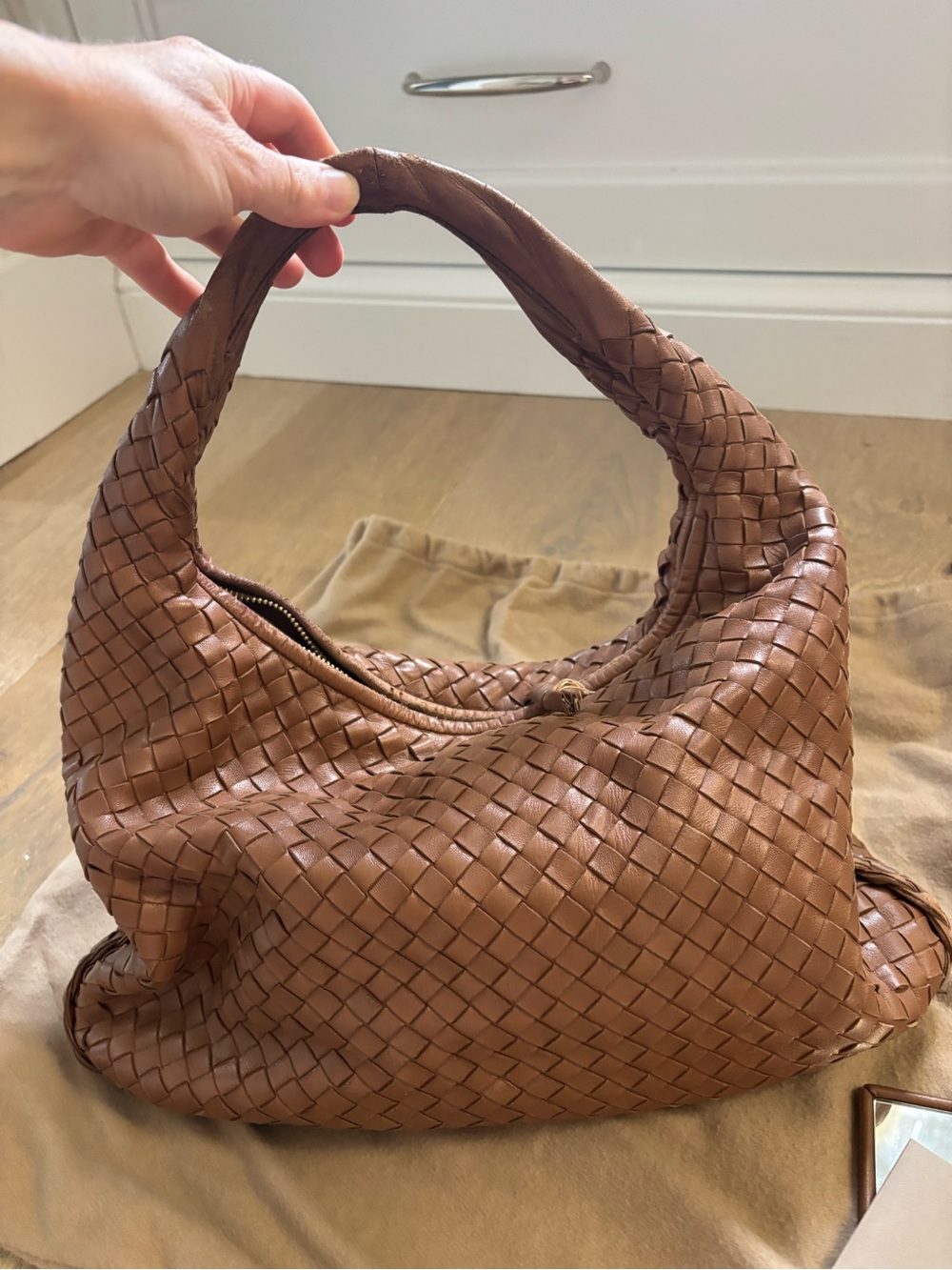 Bottega Veneta Tan Intrecciato Leather Shoulder Bag Sm Medium vintage BV Nappa